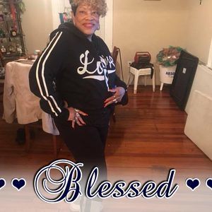 Meet your Posher, Ouida